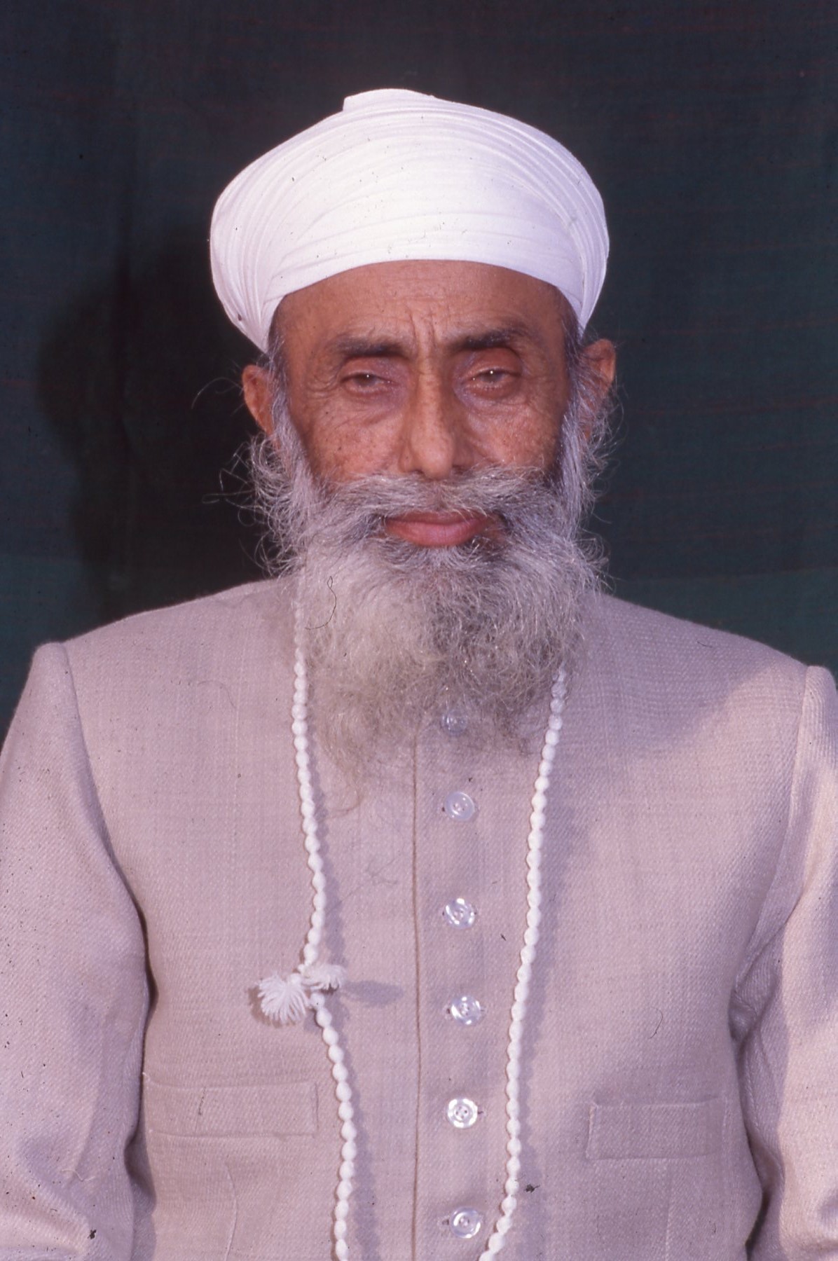 Right Slider Image 3